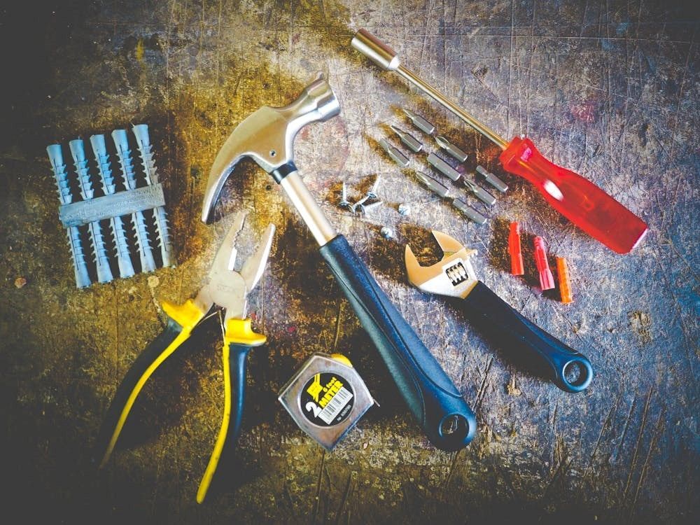 Repaircafé op de Zijperweg 14 in Schagen bij Wonen Plus Welzijn